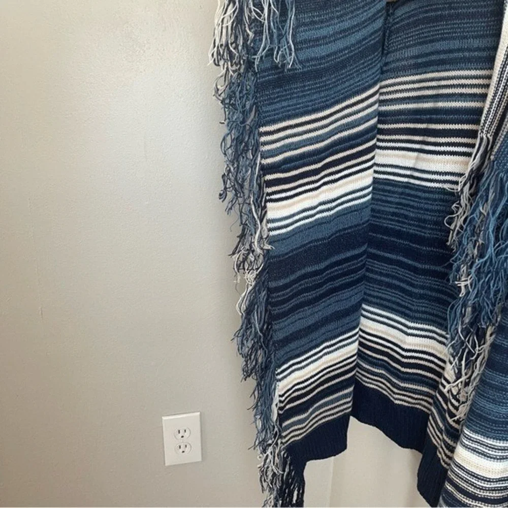 Altar'd‎ State | Women's S, Blue and Gray Waterfall Cardigan, Fringe